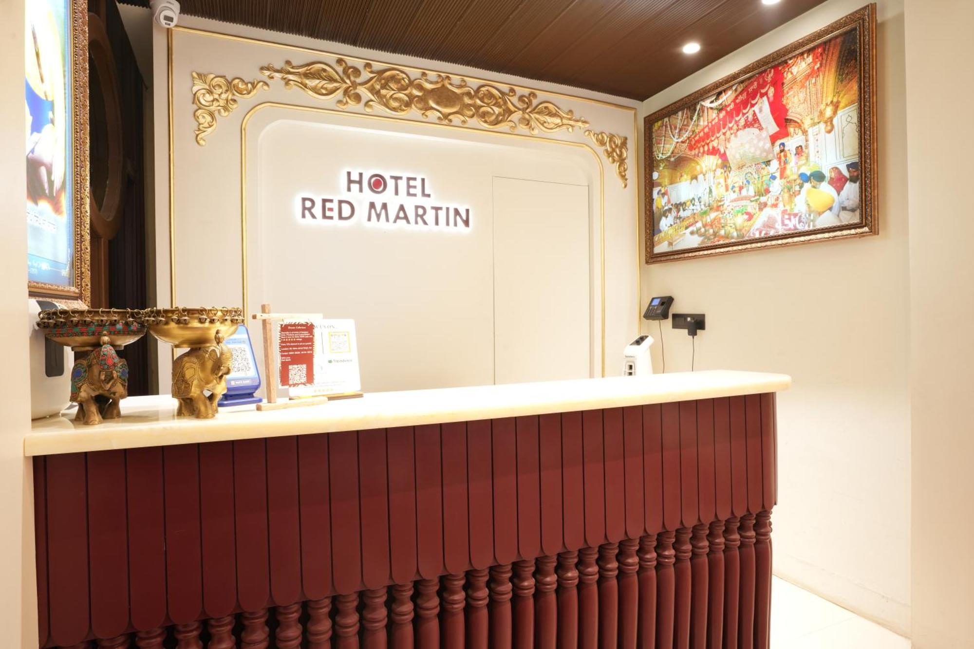 Stamps Red Martin By Eight Continents - 70 Steps From Golden Temple Hotel Amritsar Luaran gambar